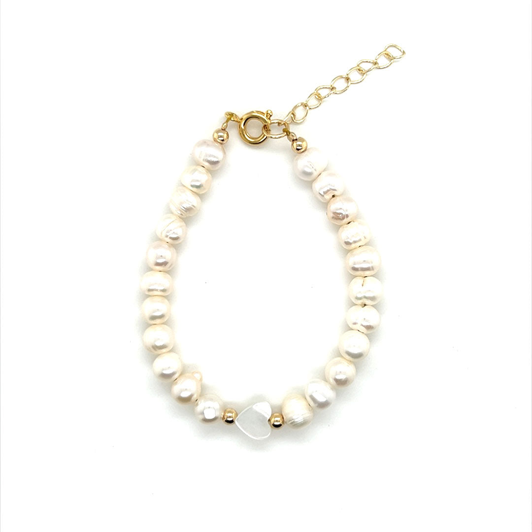 6mm Pearl Beaded Bracelet with Heart Accent - 5" + 1" Extension